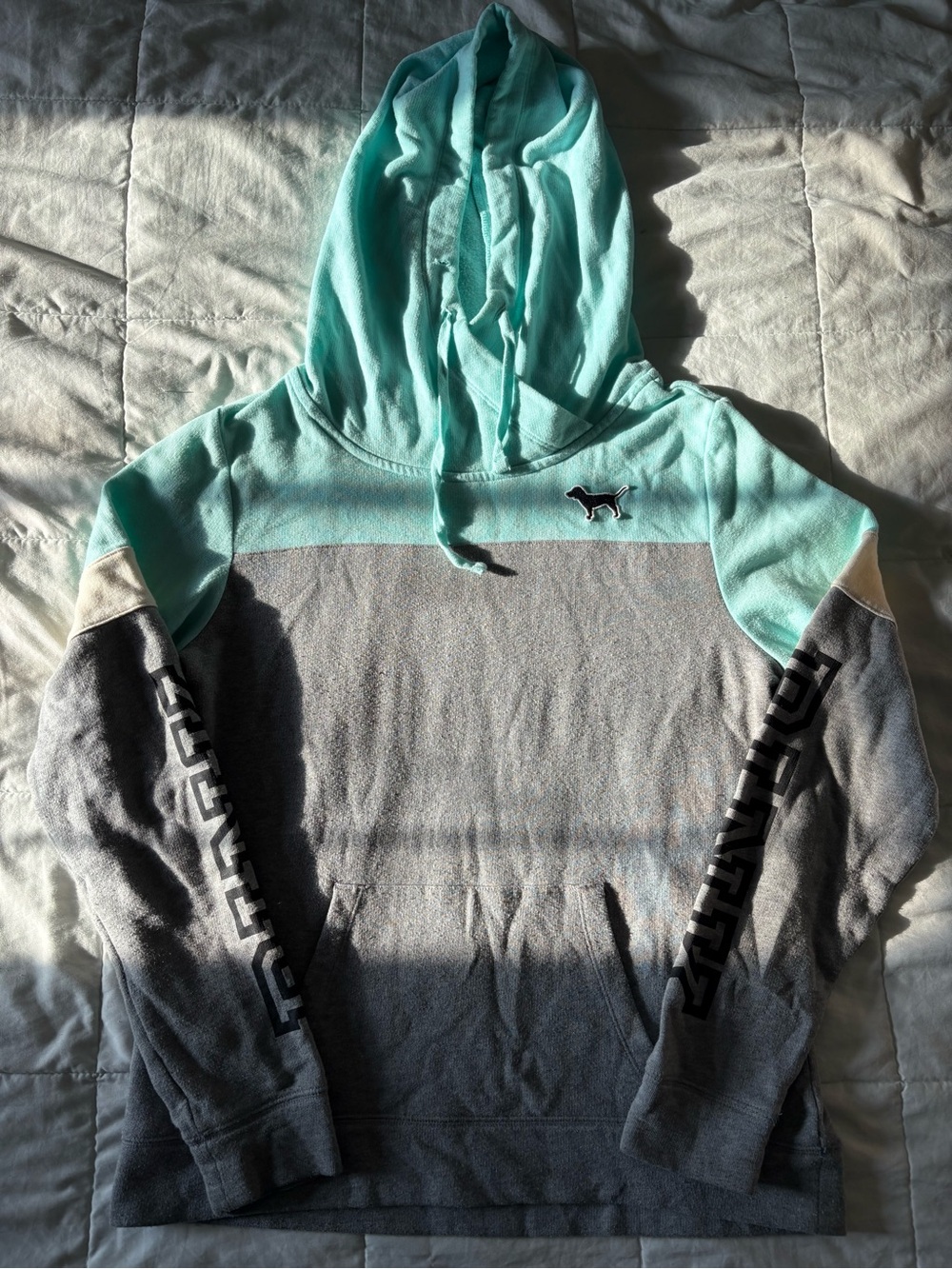 vintage victoria’s secret PINK pullover hoodie light grey/light blue